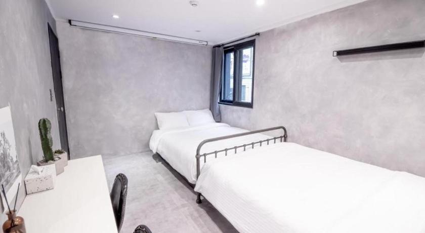 Hotel Elephant Puszan Kültér fotó